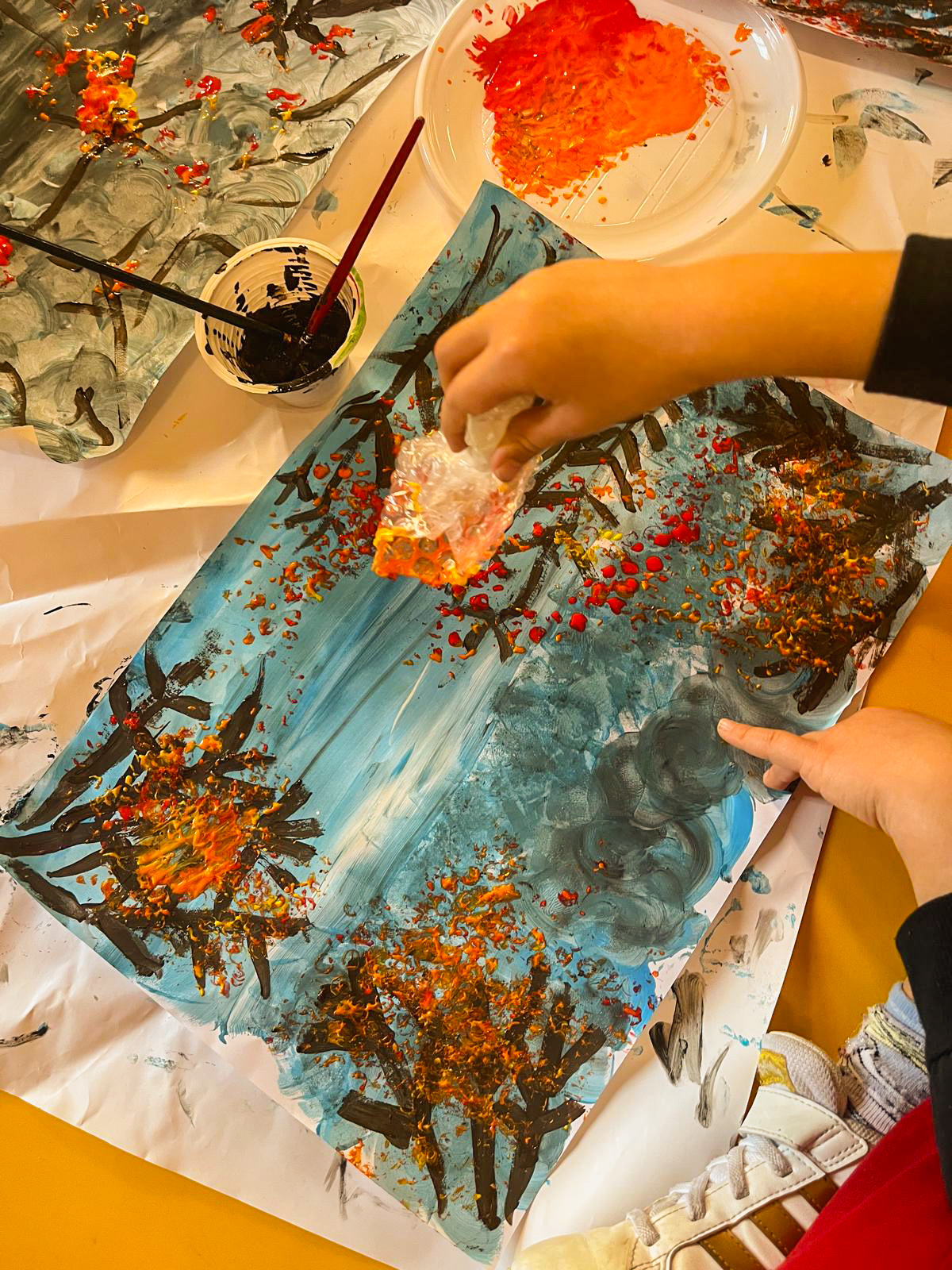 GIOCHIAMO CON I COLORI