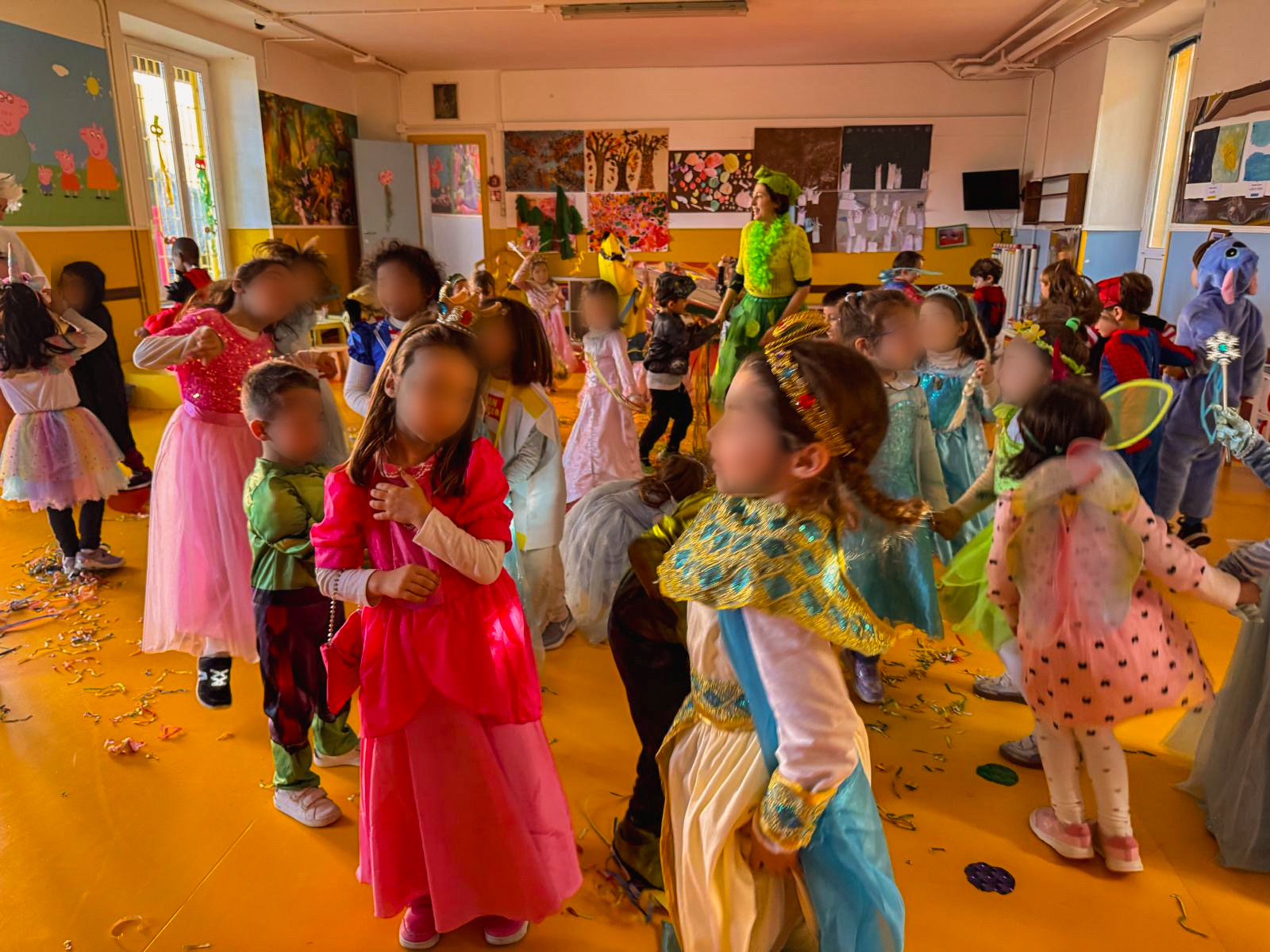 EVVIVA IL CARNEVALE! 🎭✨